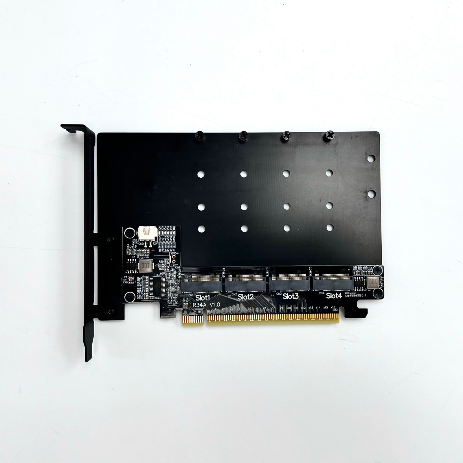 R34A PCIe 5.0 x16 zu 4-Port M. – Quad M.2 Nvme Pcie Bifurcation Card Bewertung und Preis